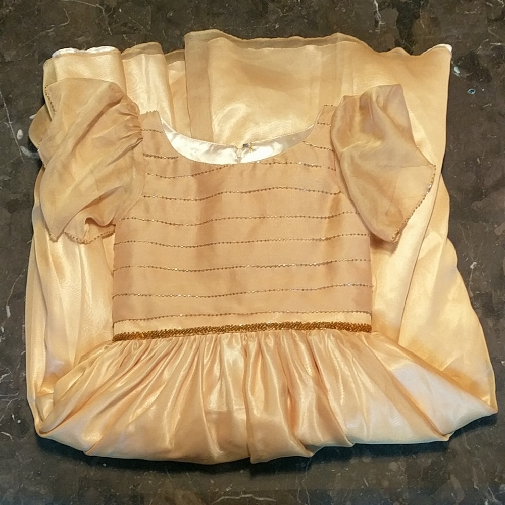Girls dress